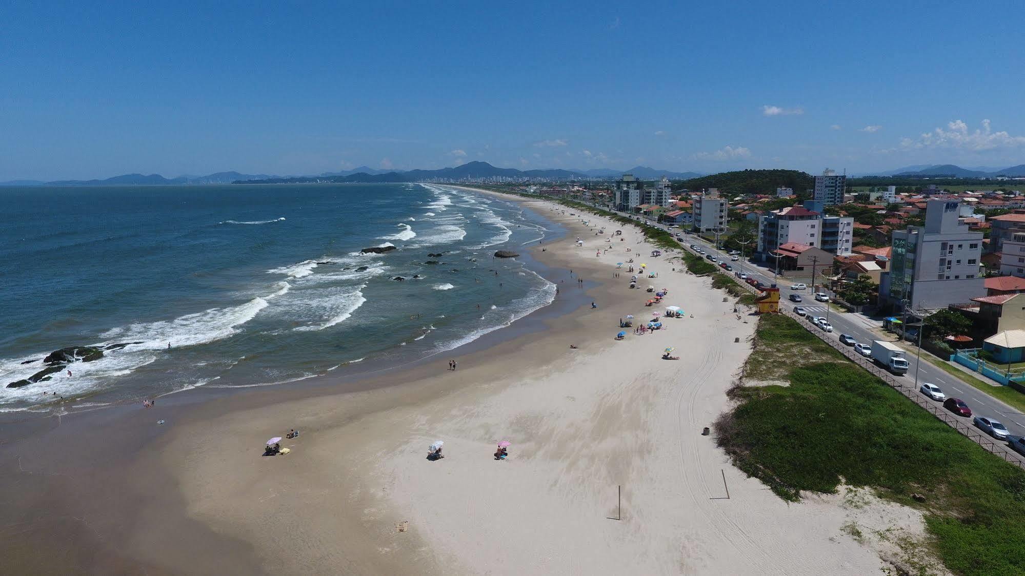 Gravata Praia Hotel - Frente Mar Навегантес Екстериор снимка